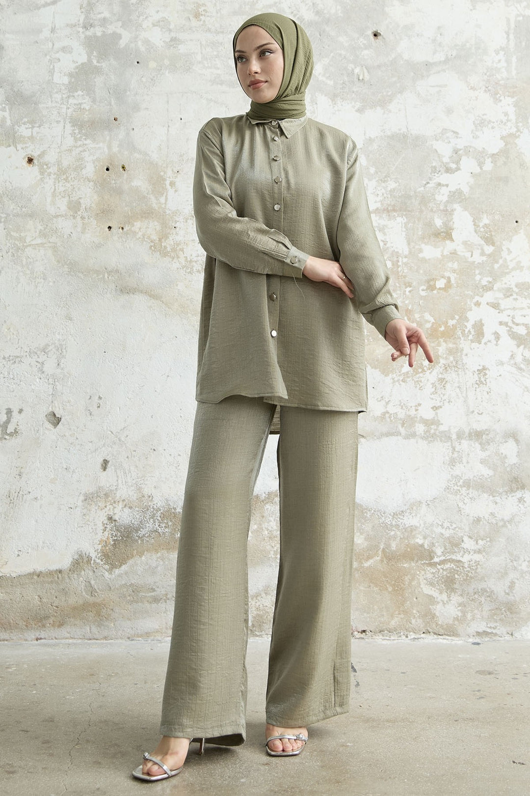 MDS Women Shirt Collar Sequined Two-Piece Set - Khaki - Sant’Eufemia Lamezia