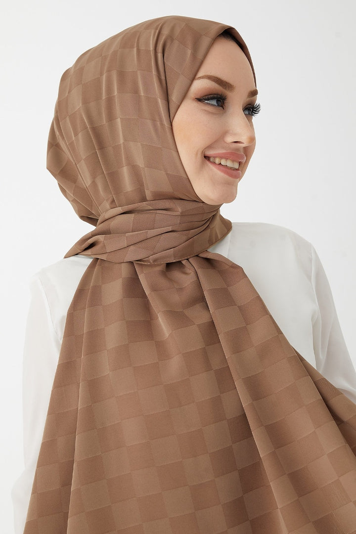 MDS Women Maura Lady Pattern Silky Jacquard Shawl - Milky Coffee - Cuautla