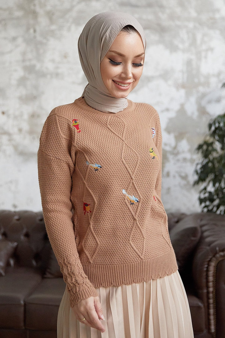 MDS Women Minsa Bird Pattern Embroidered Knit Sweater - Camel - Seixal