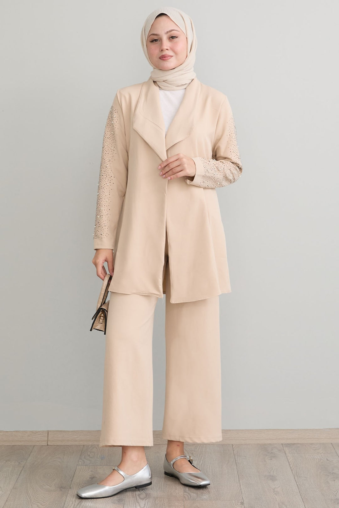 MDS Women Jacketed Pearl Detail Stone Set - Cheltenham