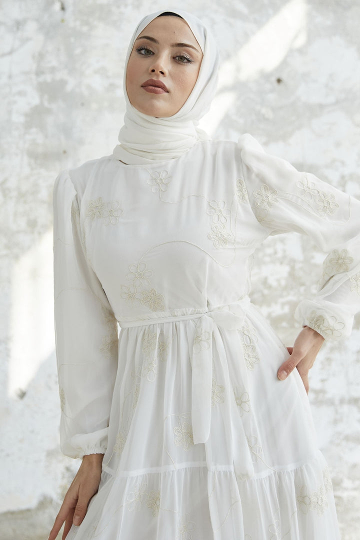 MDS Women Daisy Patterned Belted Chiffon Dress - White - Neuss