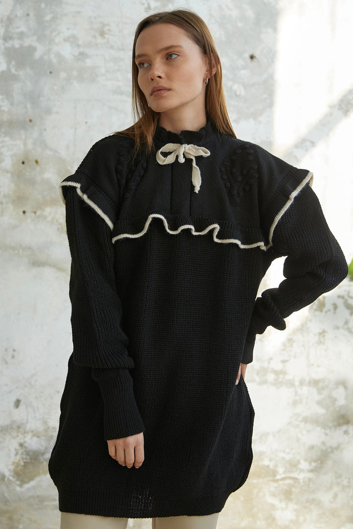 MDS Women Matilda Frilly Detail Knit Tunic - Black - Goslar