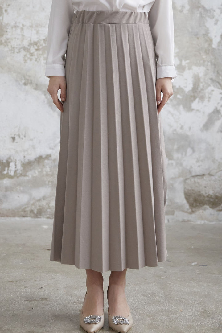 MDS Women Luisa Beli Rubber-Belted Skirt - Dark Beige - La Chaux-de-Fonds