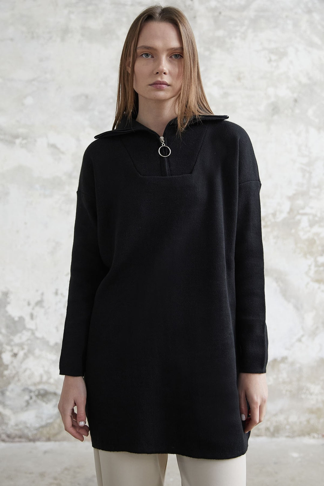 MDS Women Remy Zippered Sweater - Black - Pakenham