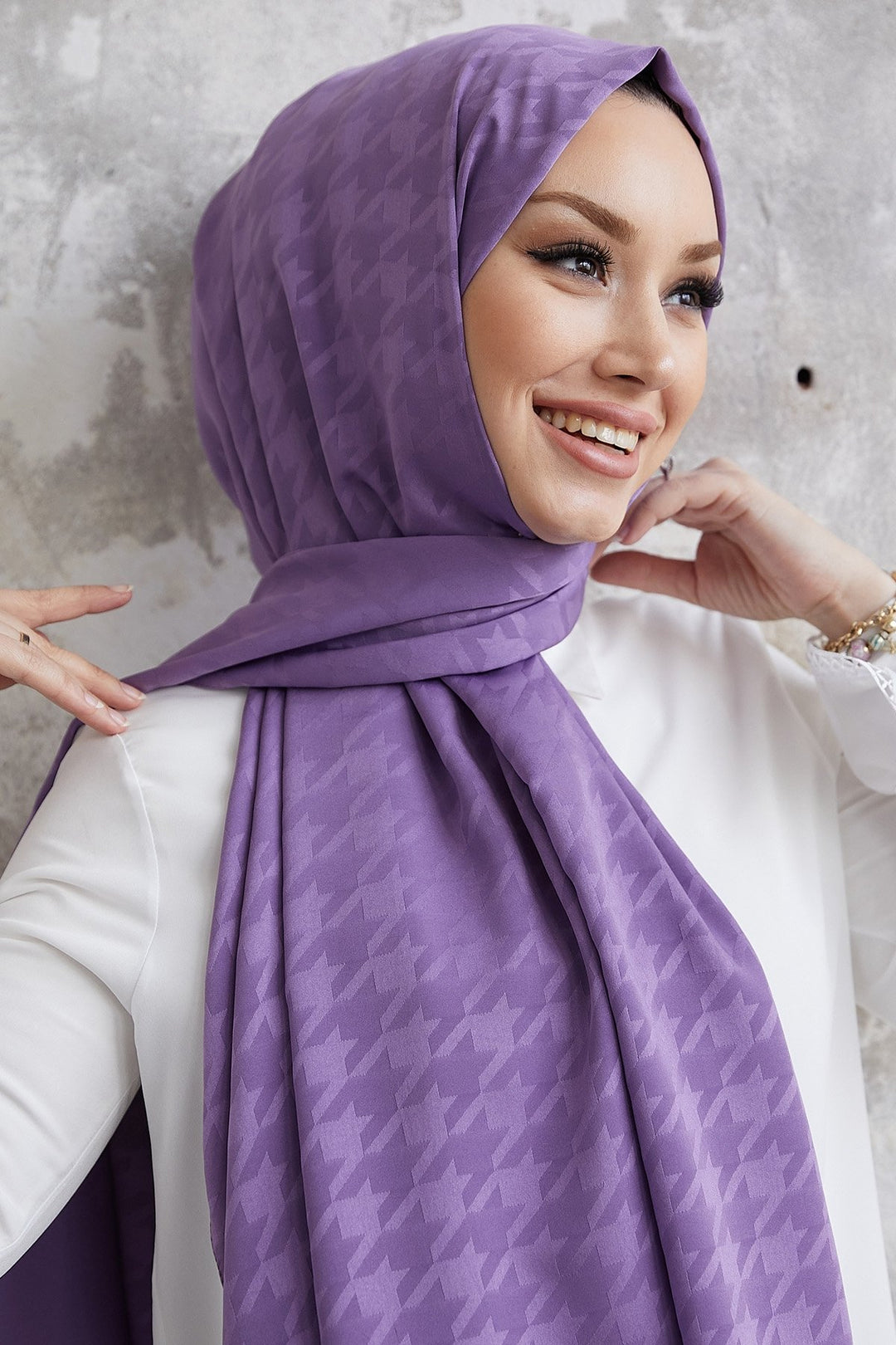 MDS Women Home Patterned Silky Jacquard Shawl - Lavender - Grand Forks