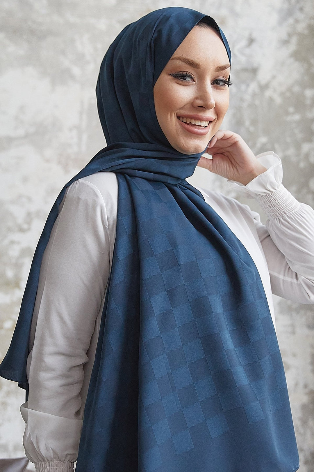 MDS Women Maura Lady Pattern Silky Jacquard Shawl - Navy - Linares