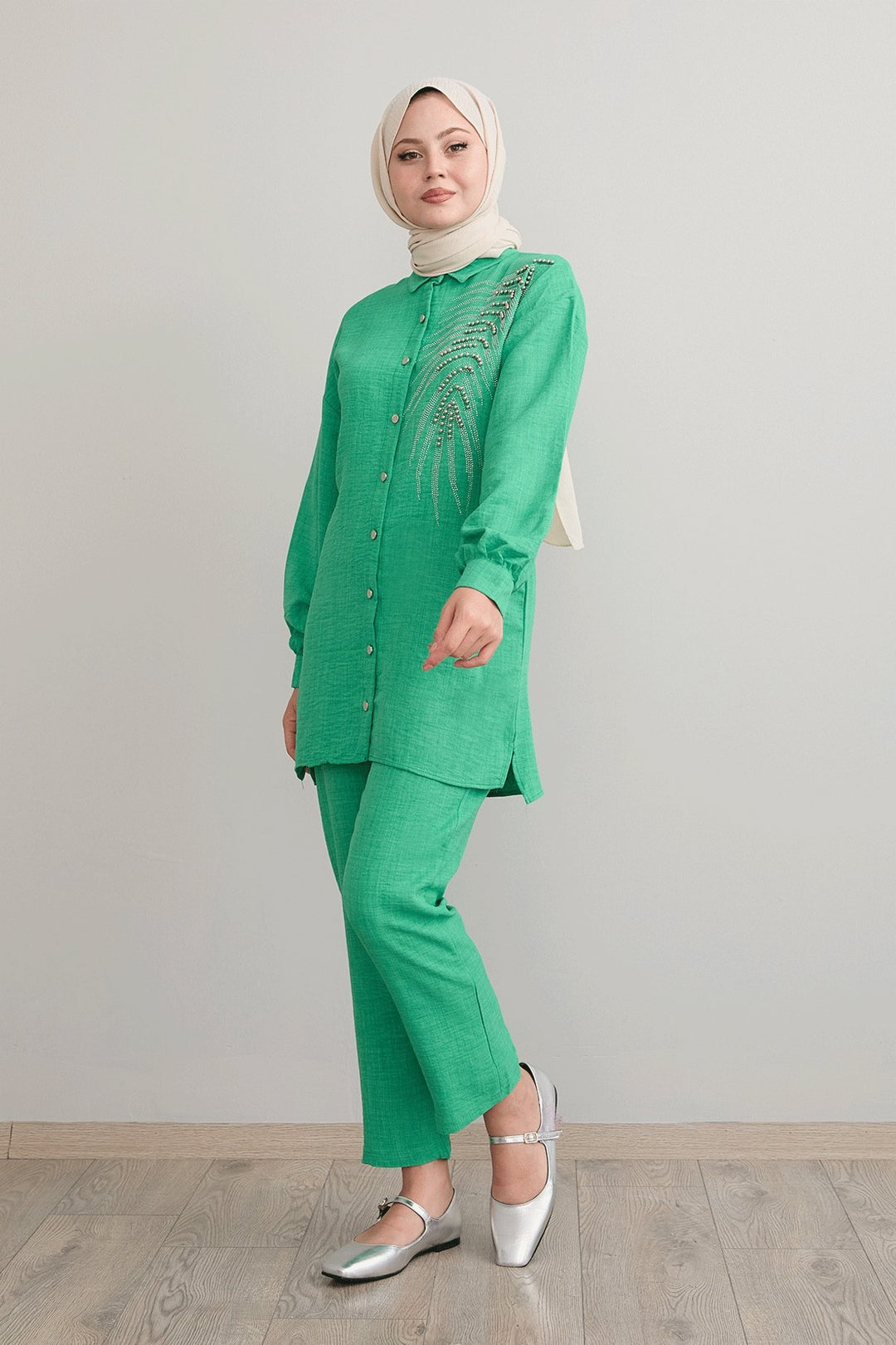 MDS Women Leaf Stone Processing Green Linen Set - Berdiansk