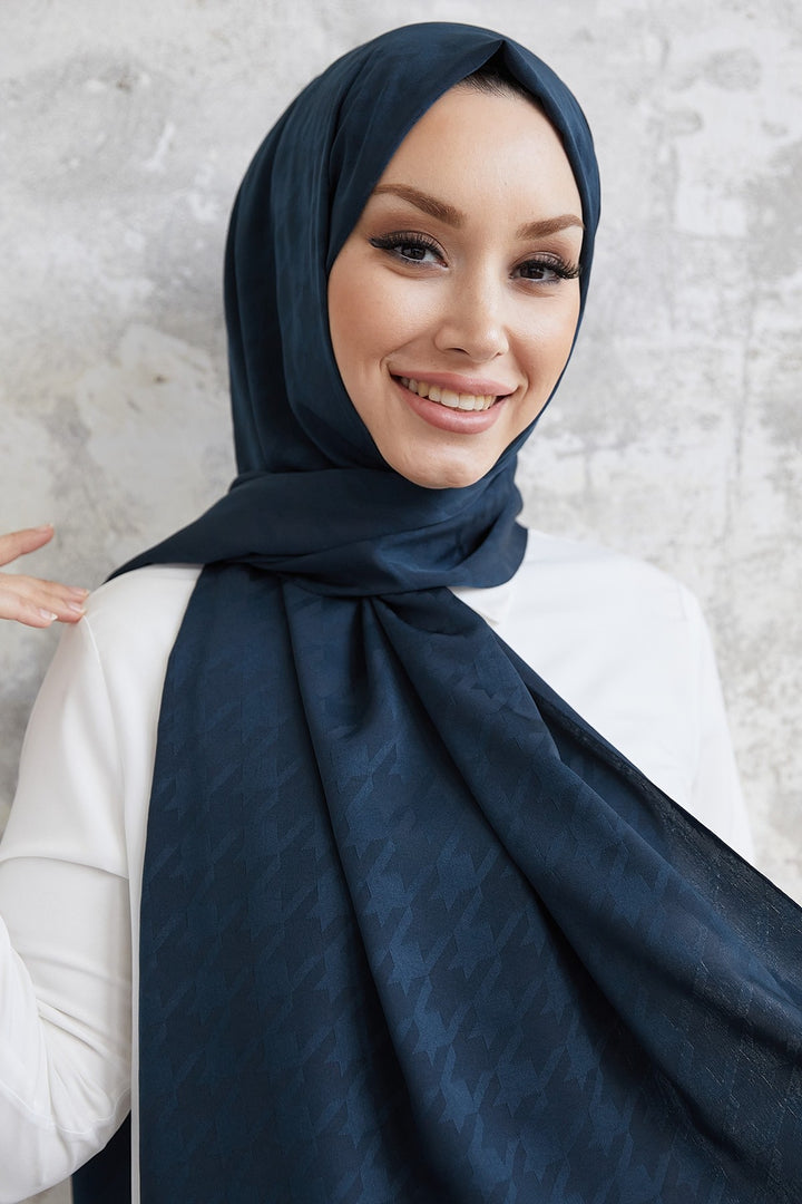 MDS Women Home Kazakh Pattern Silky Jacquard Shawl - Navy Blue - Prince George