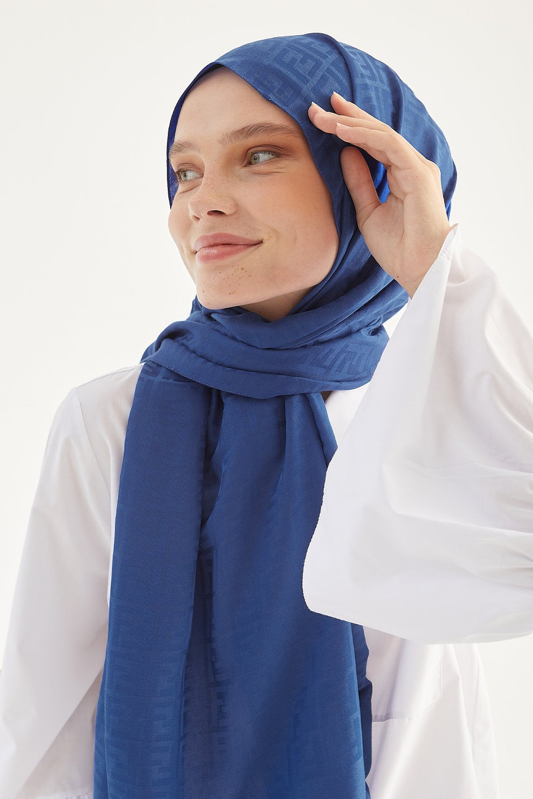 MDS Women Handwoven Jacquard Cotton Scarf - Indigo - Buderim