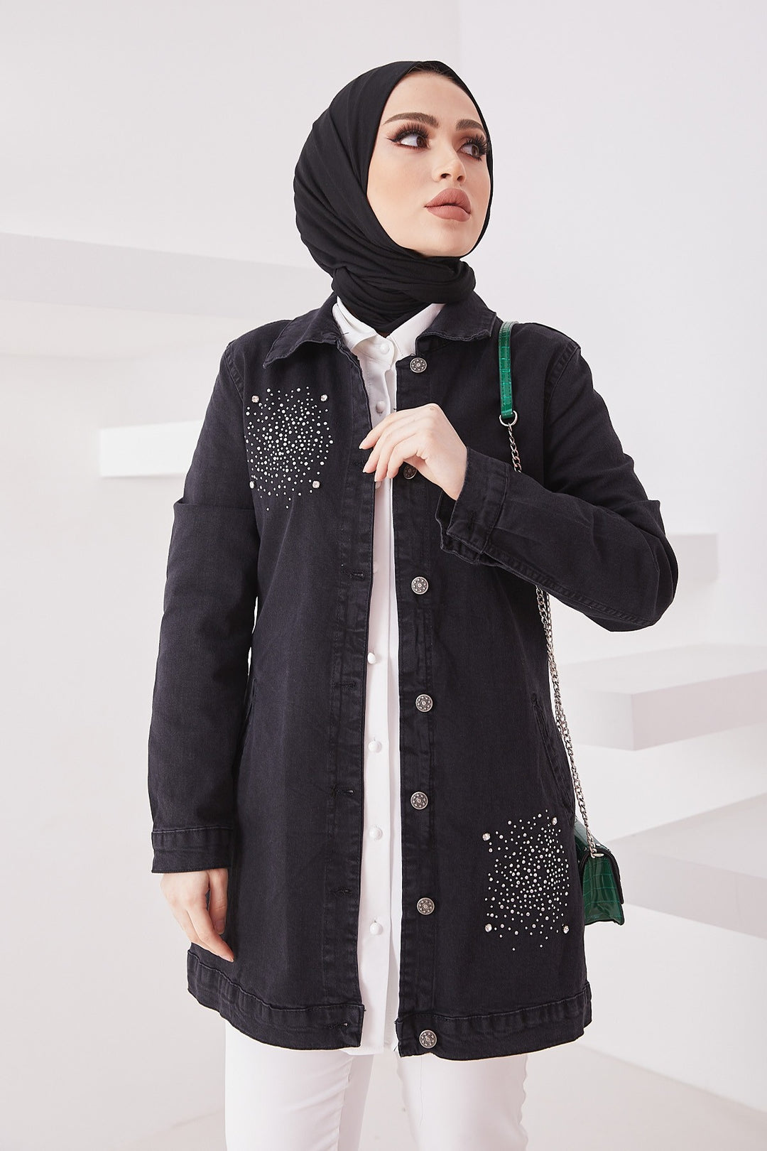 MDS Women Pearl Detailed Denim Jacket - Black - Córdoba