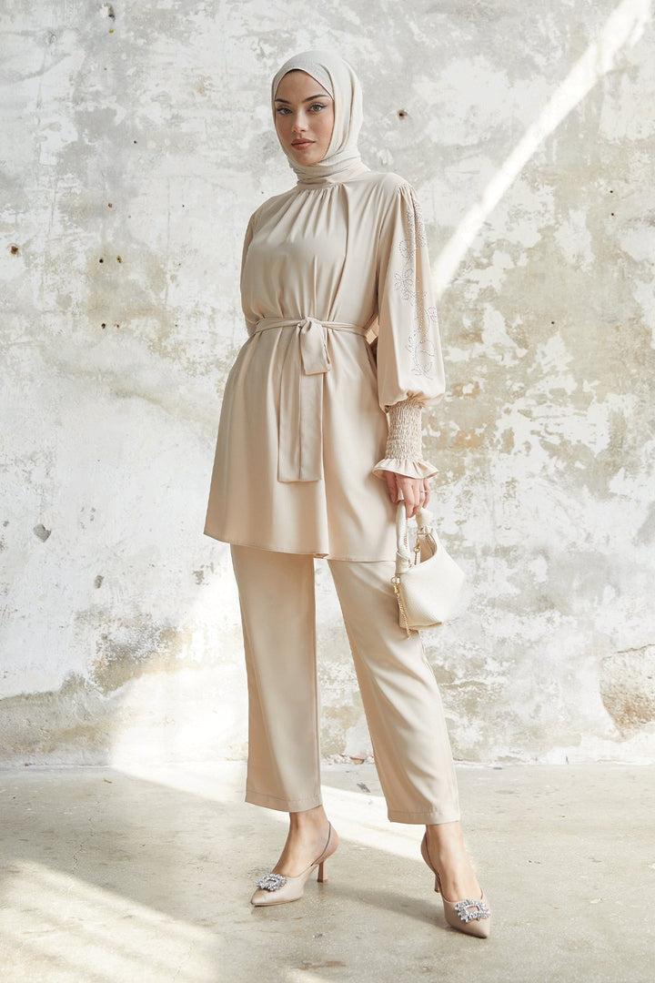 MDS Women Stone Detailed Balloon Sleeve Satin Set - Beige - Santa María Texmelucan