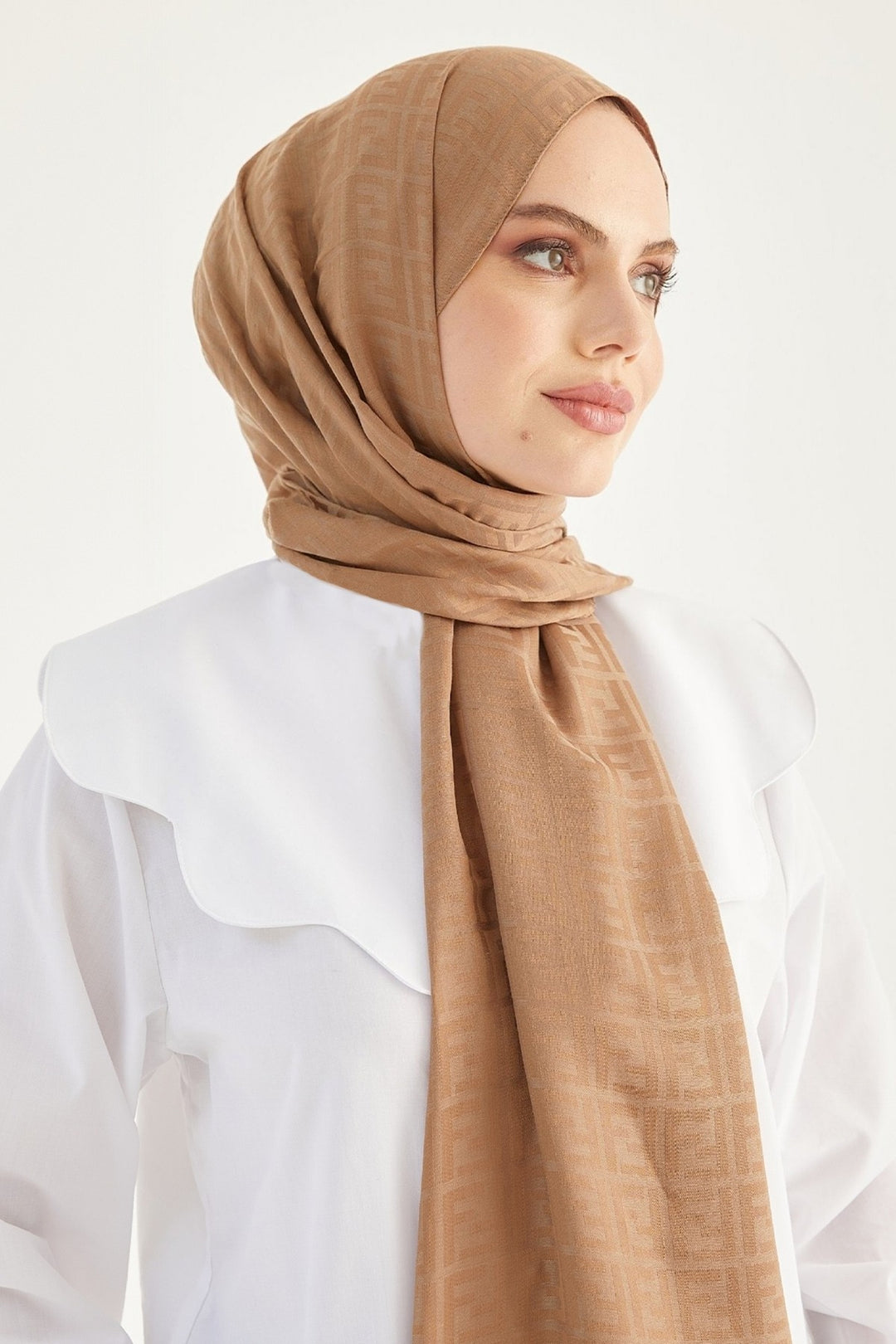 MDS Women Handwoven Jacquard Cotton Shawl - Milky Coffee - Gravesend