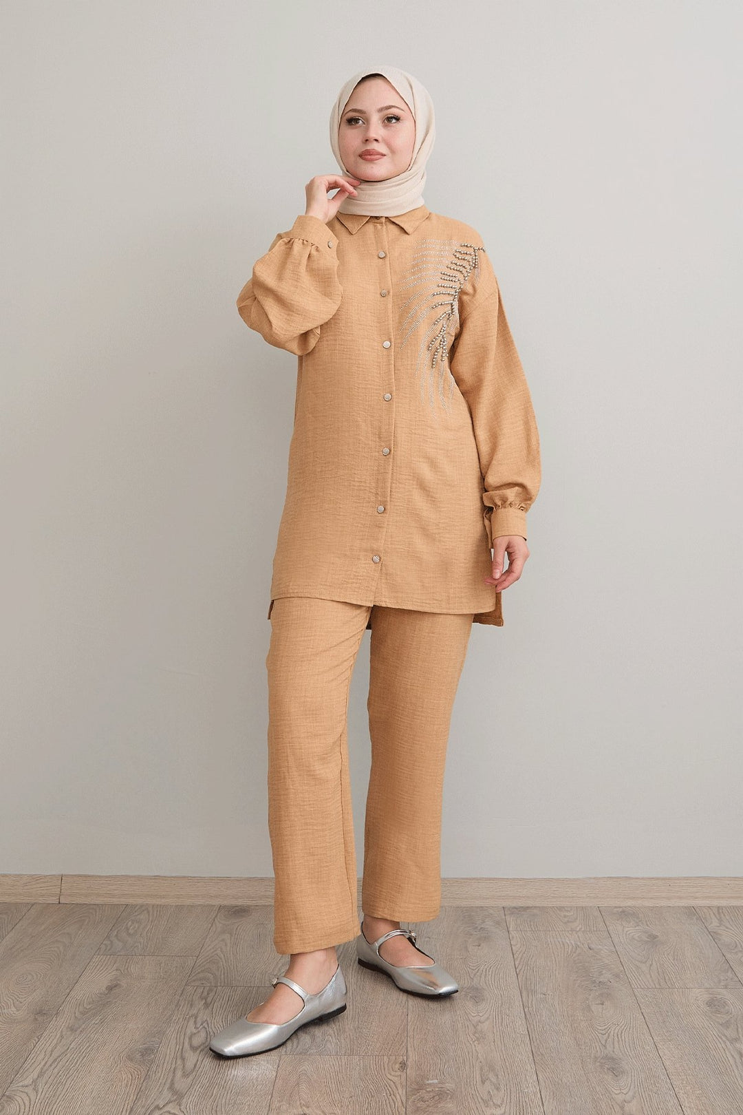 MDS Women Leaf Stone Processing Camel Linen Set - Enterprise