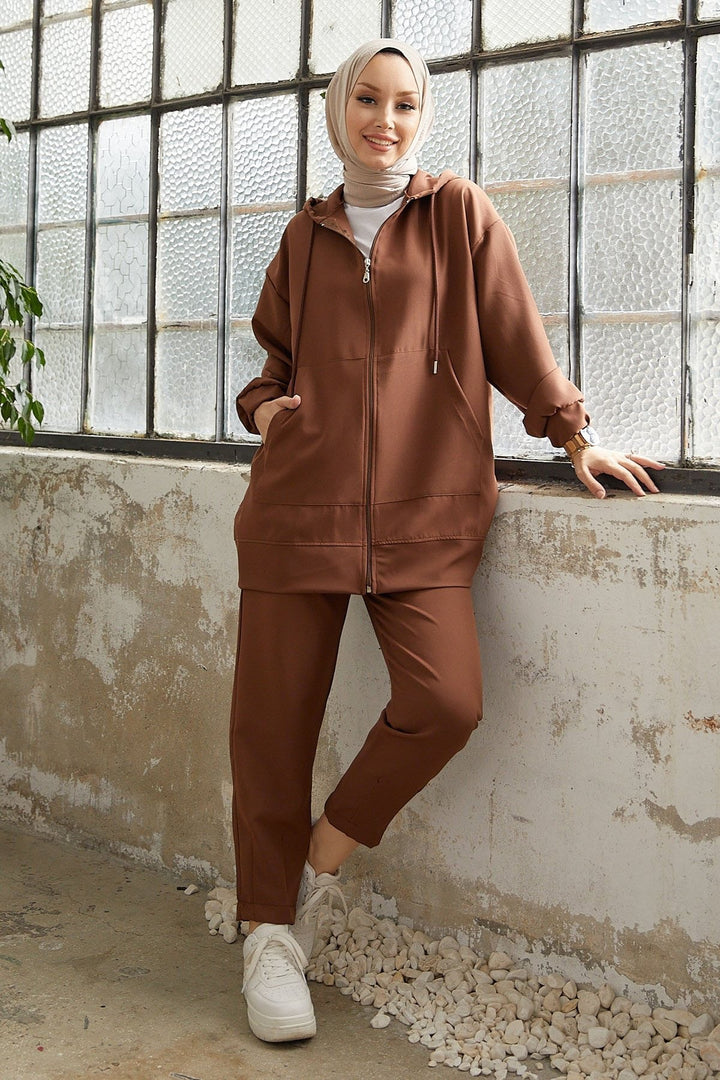 MDS Women Amor Basic Two-Piece Set - Brown - San Antonio Enchisi