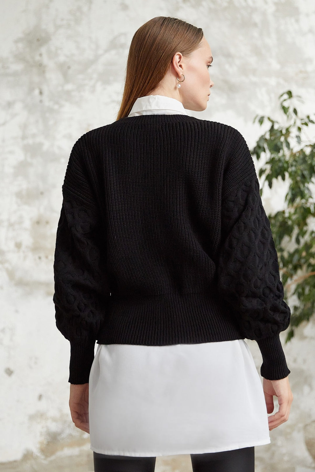 MDS Women Larisa Balloon Sleeve Knit Crop Sweater - Black - Olhão