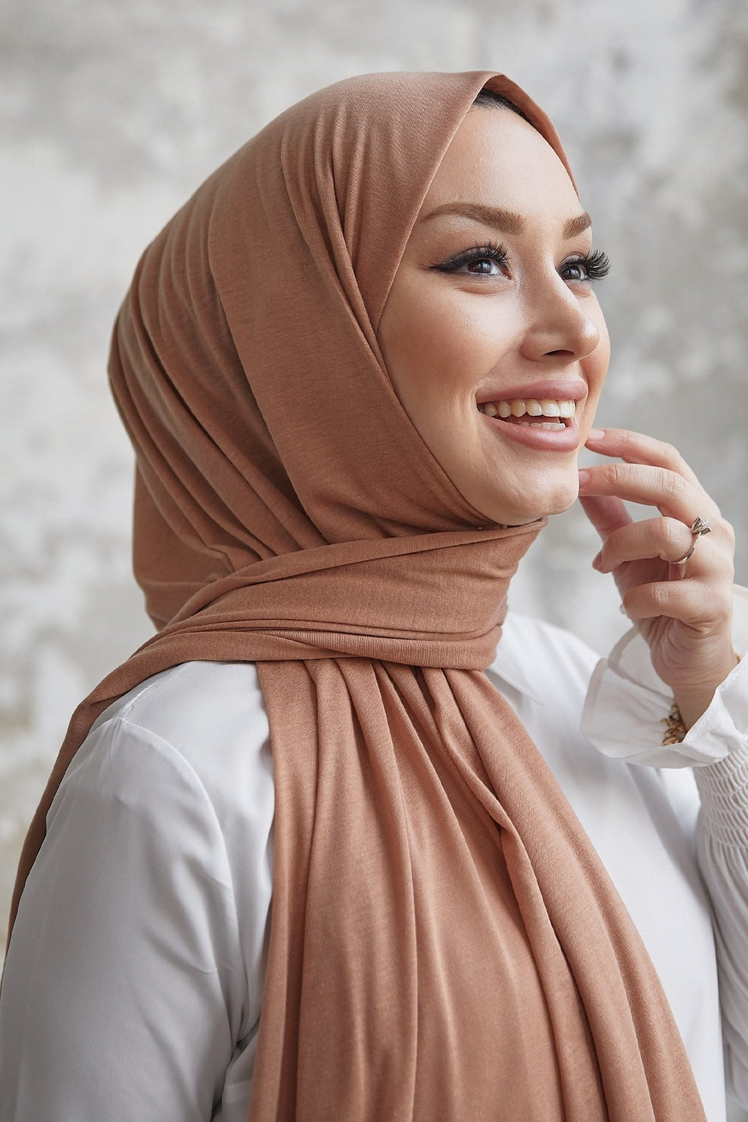 MDS Women Liny Crochet Shawl - Milky Coffee - Saint-Chamond