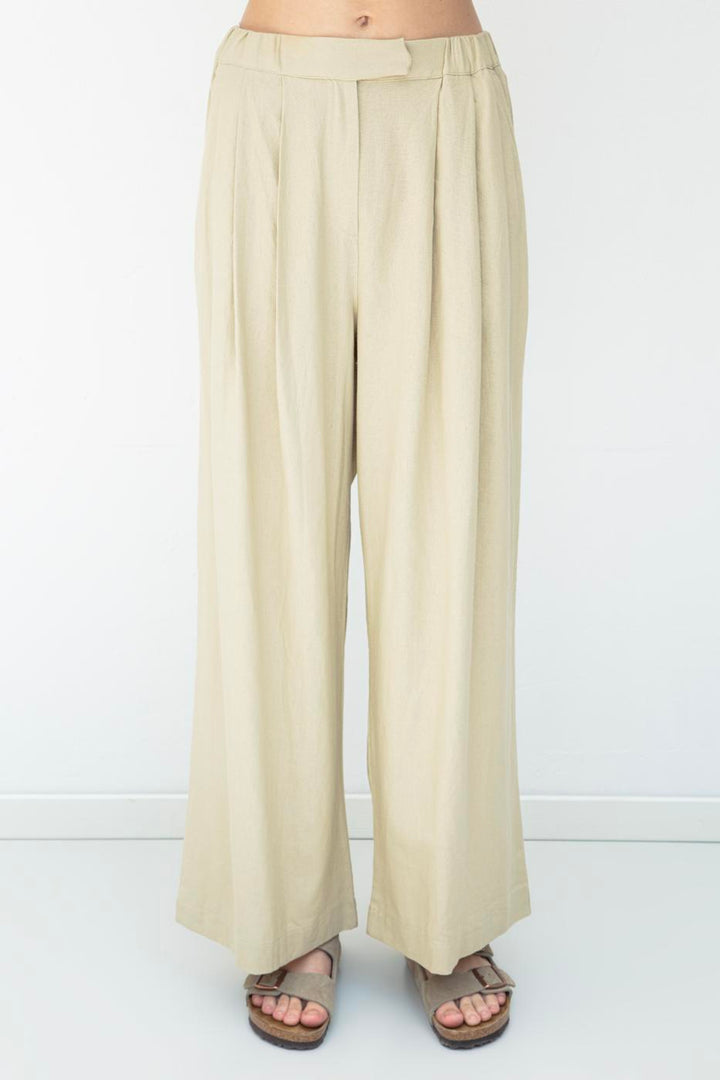 BSL Women Linen Blend Pleated Loose Trousers - Ravensburg