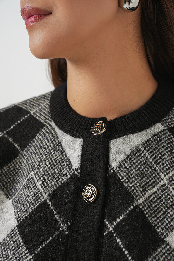 BGD Women Woman Patterned Buttoned Cardigan 15927 - Black - Michigan City