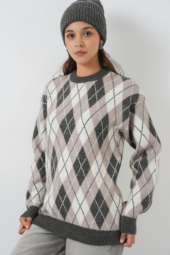 BGD Women Woman Baklava Patterned Sweater 15929 - Gray - Gijón