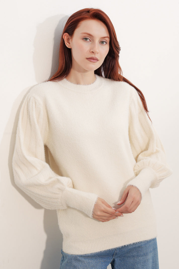 BGD Women Kadın Balon Kol Oversize Triko Kazak 15973 - Krem - Nueva Rosita