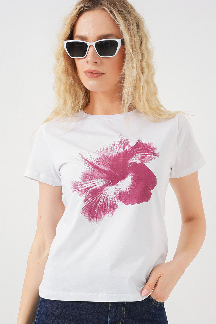 BGD Women Women's Printed Basic T-shirt 4349 - Purple - Mountain View