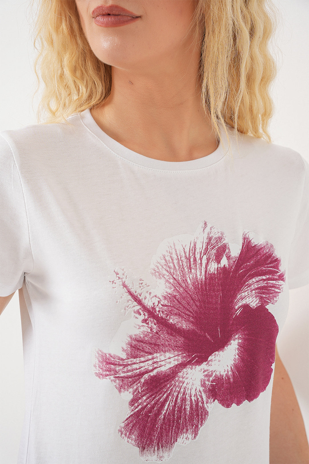 BGD Women Women's Printed Basic T-shirt 4349 - Purple - Mountain View