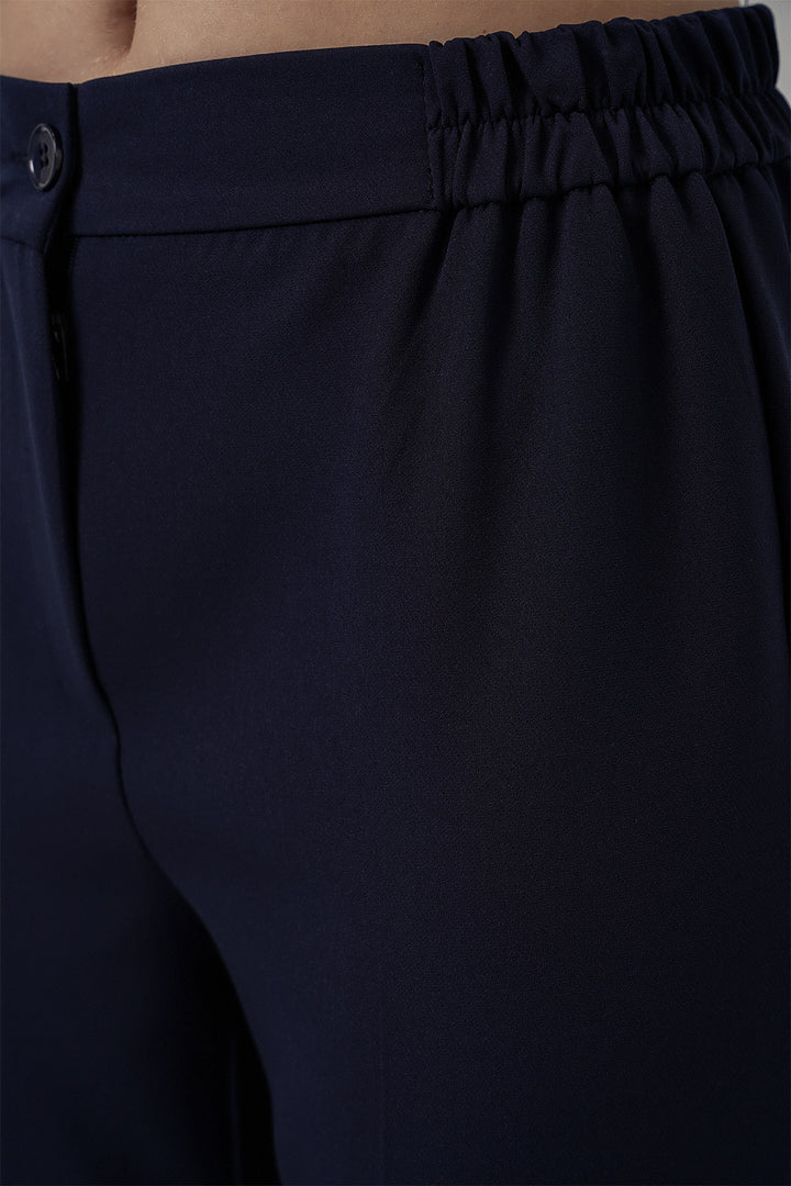 BGD Women Kadın Beli Lastikli Kumaş Pantolon 30058 - Lacivert - Stillwater