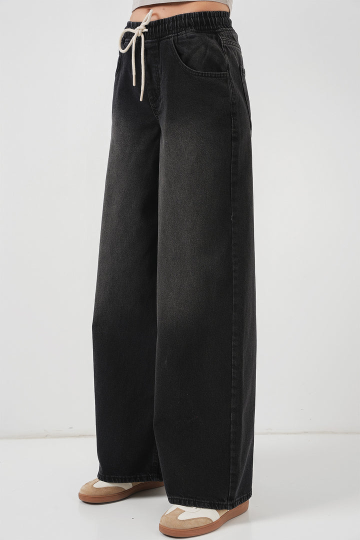 BGD Women Women's Wide Leg Jeans 6705 - Black - Bangor