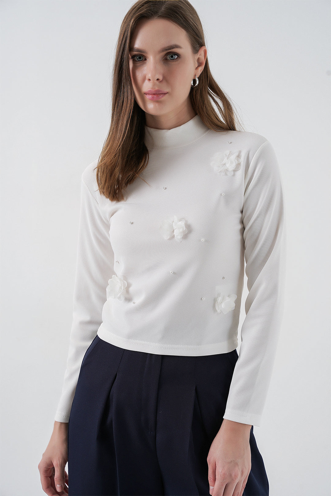 BGD Women Kadın Çiçekli Örme Bluz 978 - Beyaz - Oakville