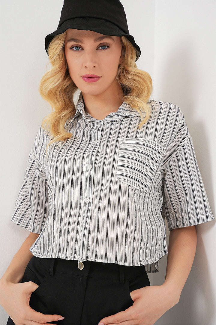 BGD Women Women's Striped Crop Top 20342 - Black - Maladzyechna