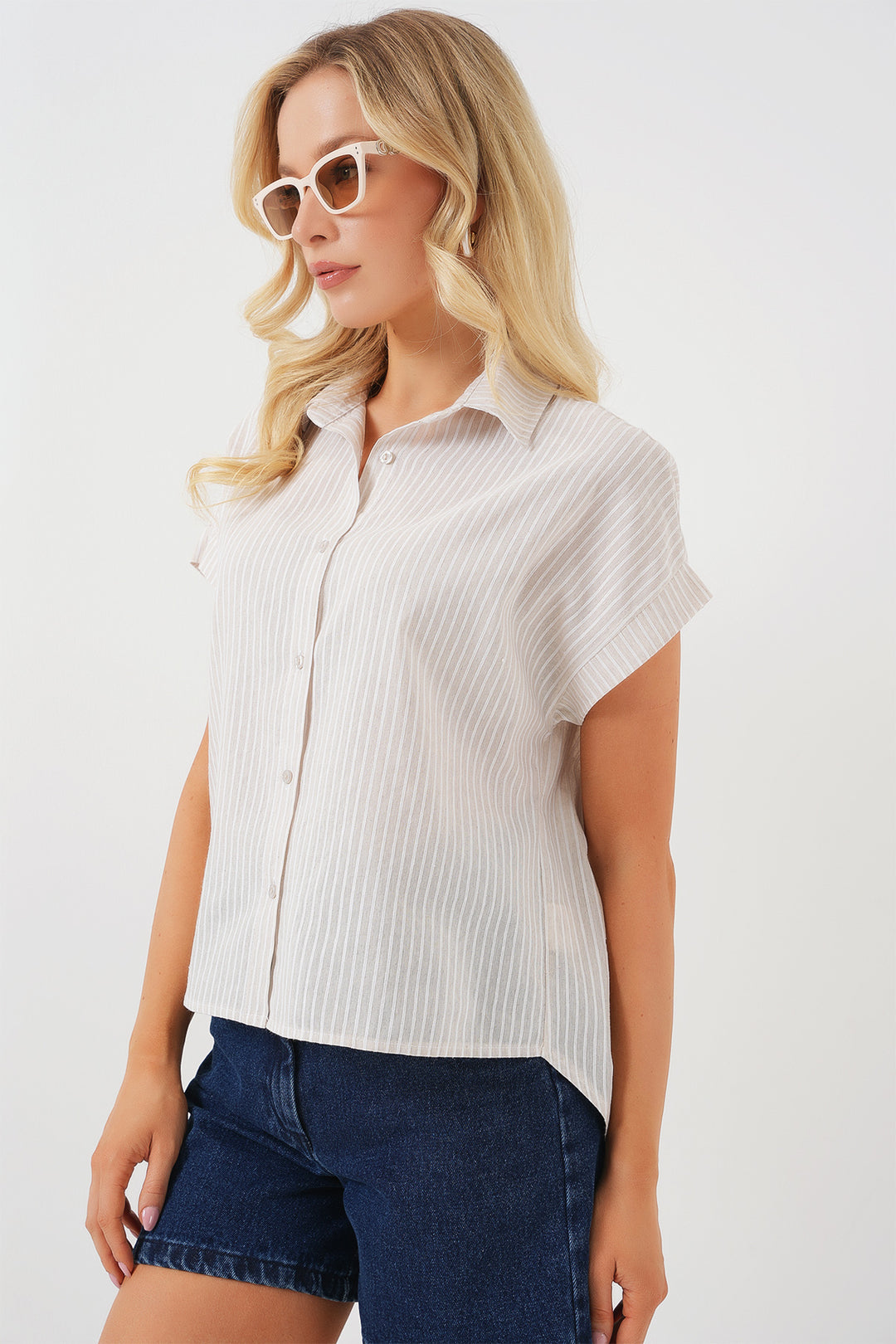 BGD Women Women's Striped Short Sleeve Shirt 20324 - Cream - Welling