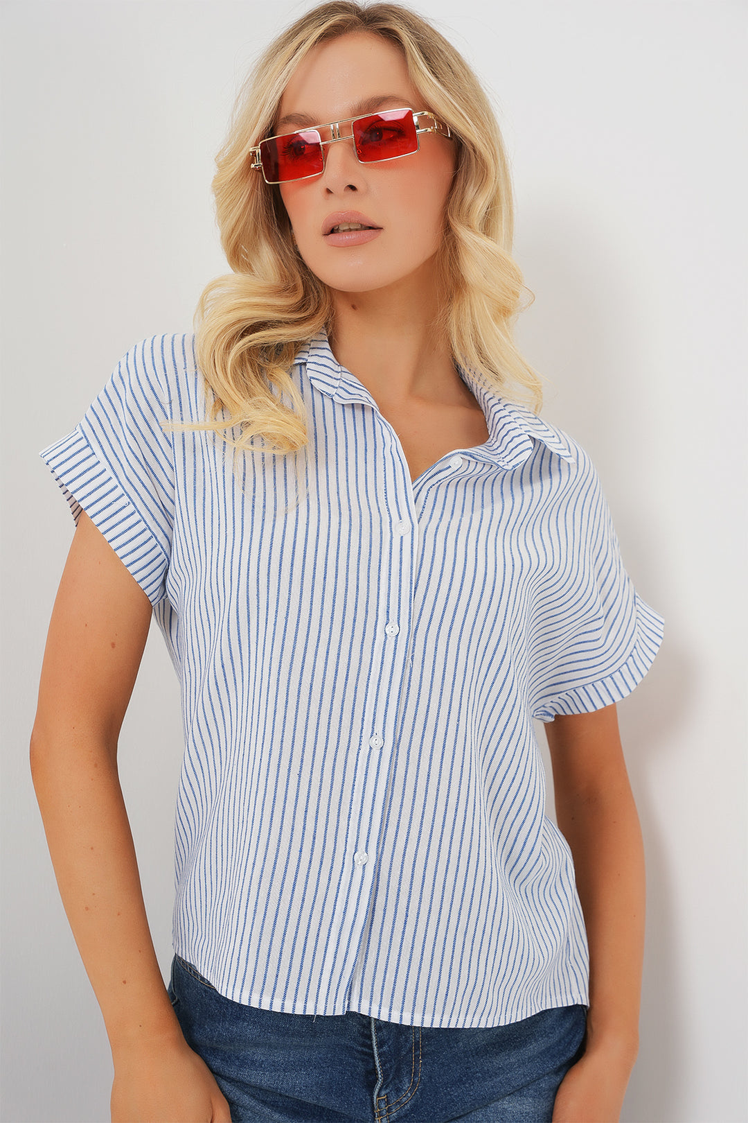 BGD Women Women's Striped Short Sleeve Shirt 20324 - Blue - Lousada