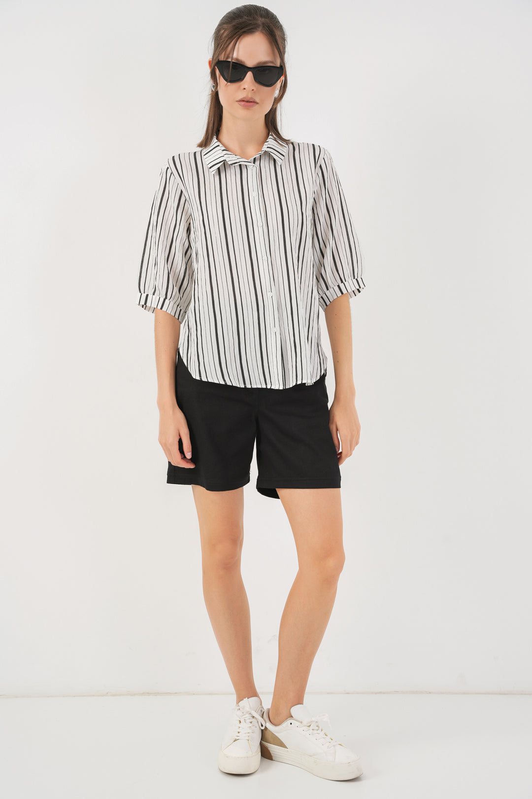 BGD Women Woman Striped Short Sleeve Shirt 20345 - Black - Tonalá