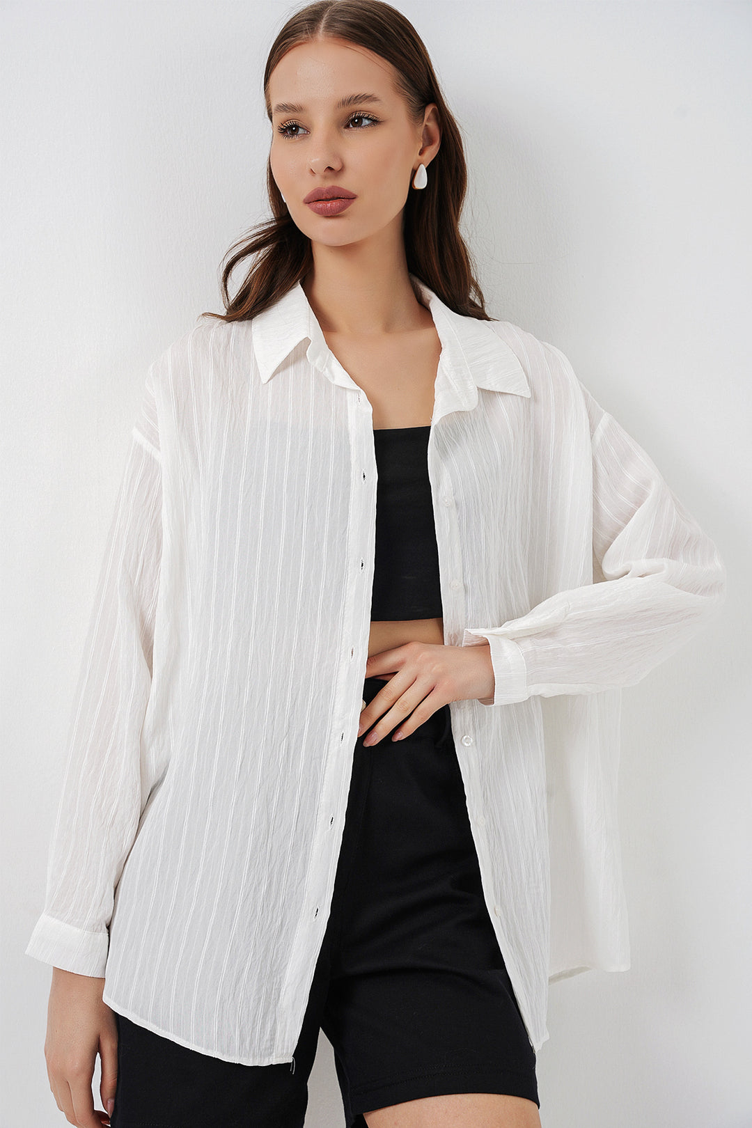 BGD Women Kadın Çizgili Oversize Gömlek 20293 - Beyaz - Heist-op-den-Berg