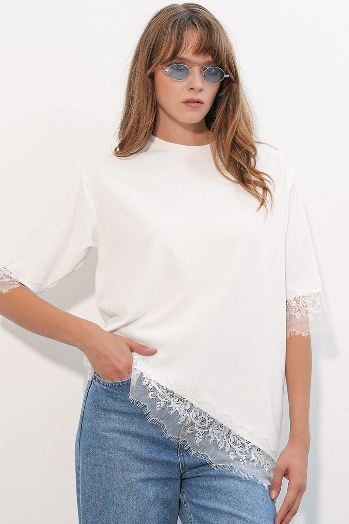 BGD Women Kadın Dantel Detaylı Oversize Bluz 40002 - Beyaz - Waregem