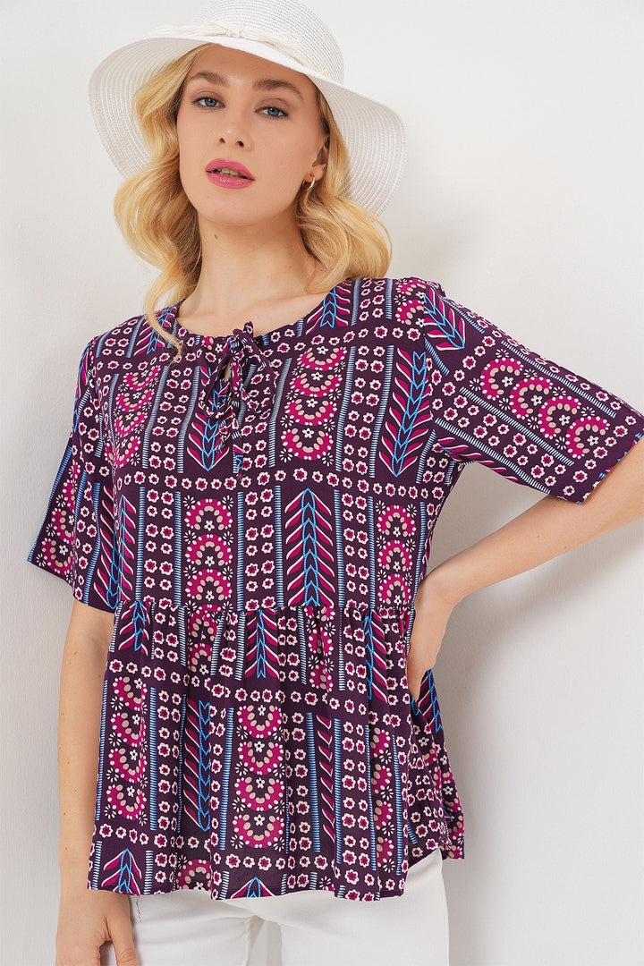 BGD Women Woman Patterned Short Sleeve Blouse 969 - Burgundy - Tríkala