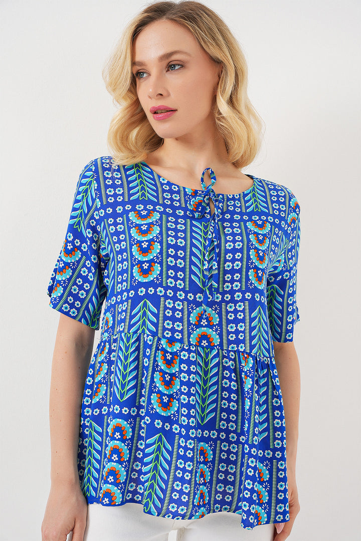 BGD Women Woman Patterned Short Sleeve Blouse 969 - Sax - Fountainebleau