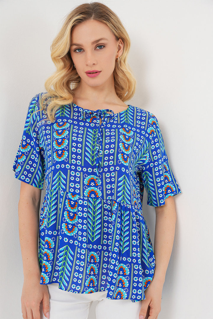 BGD Women Woman Patterned Short Sleeve Blouse 969 - Sax - Fountainebleau