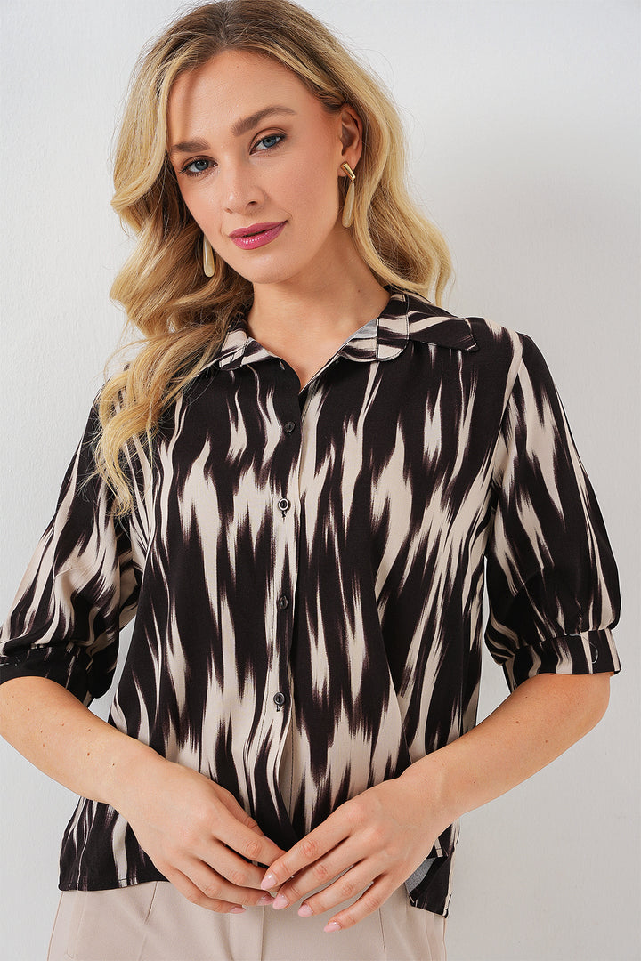 BGD Women Woman Patterned Short Sleeve Crop Top 20337 - Black - Vicenza