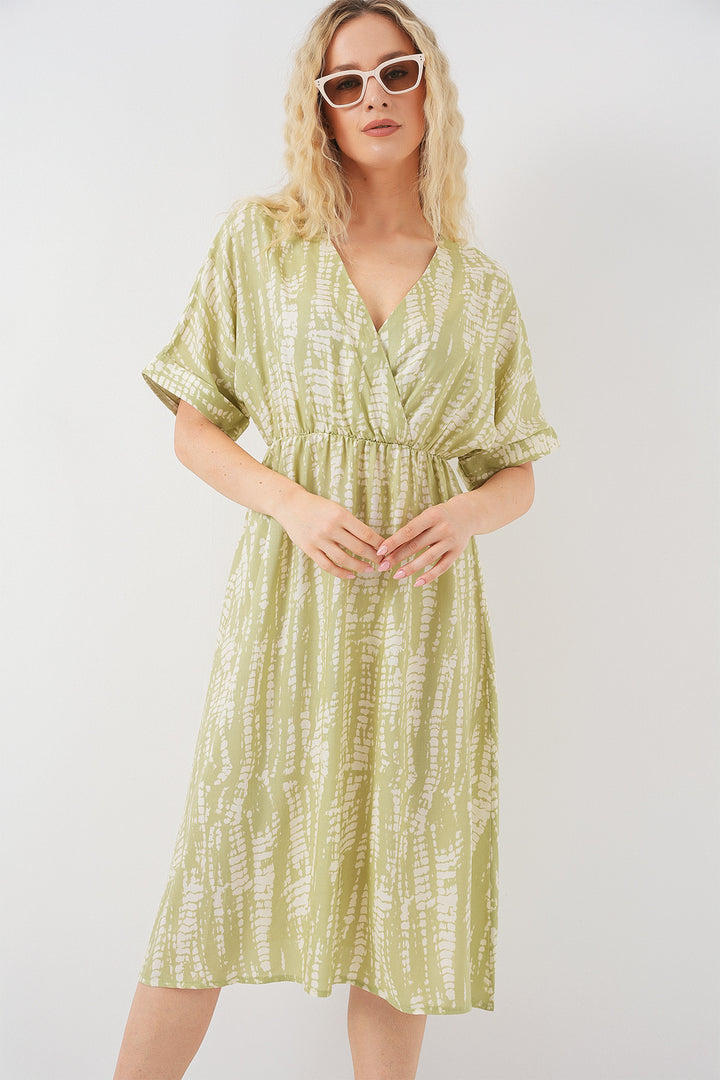 BGD Women Woman Patterned Short Sleeve Dress 2569 - Dark Green - Maplewood