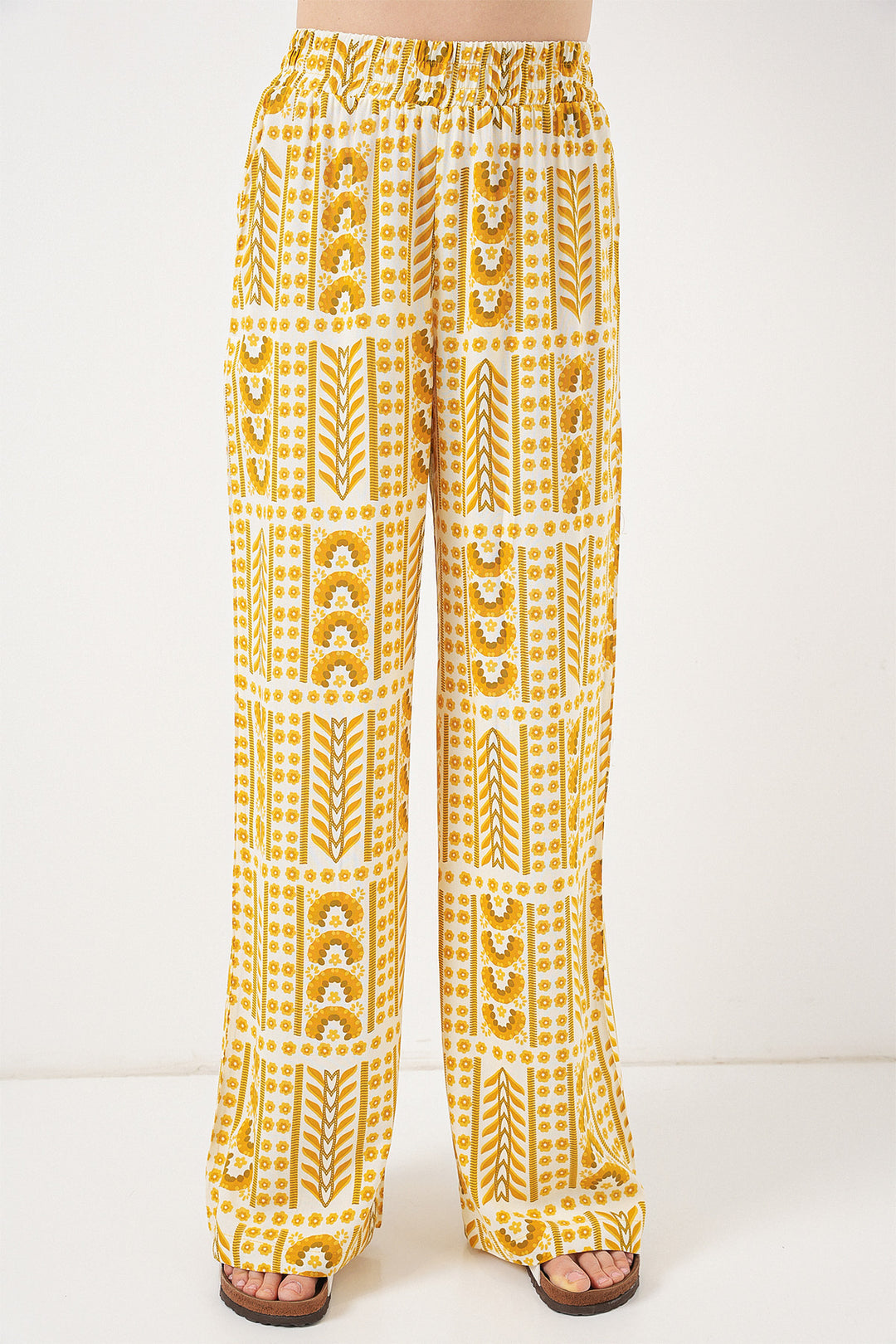 BGD Women Kadın Desenli Viskon Pantolon 6749 - Sarı - Westminster