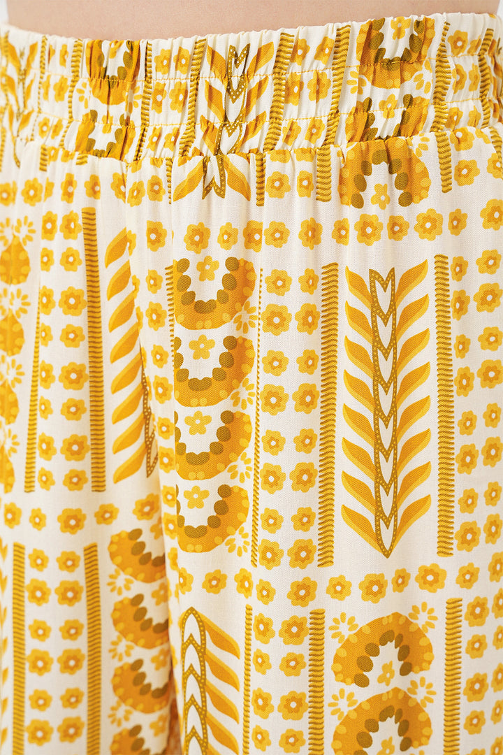 BGD Women Woman Patterned Viscose Trousers 6749 - Yellow - Sankt Pölten