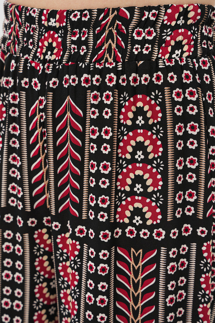 BGD Women Kadın Desenli Viskon Pantolon 6749 - Siyah - North Vancouver