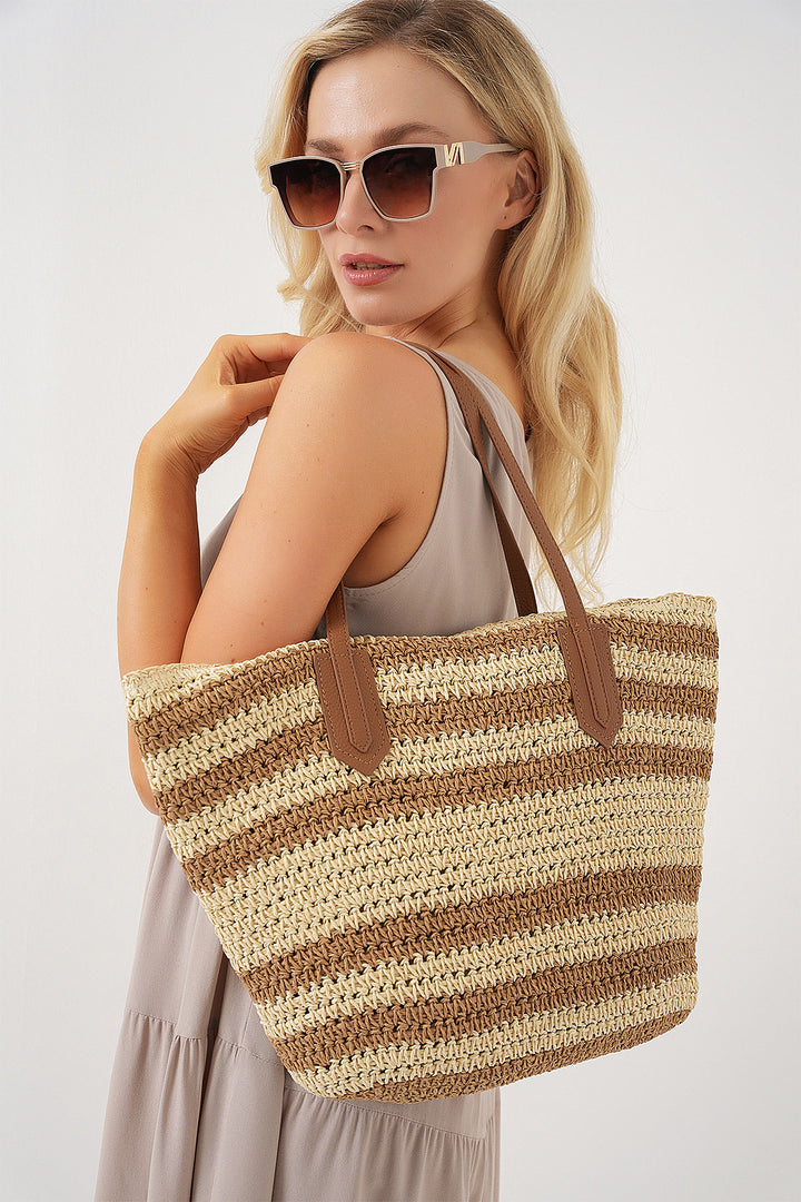 BGD Women Woman Zippered Straw Bag 010189 - Beige - Vlissingen