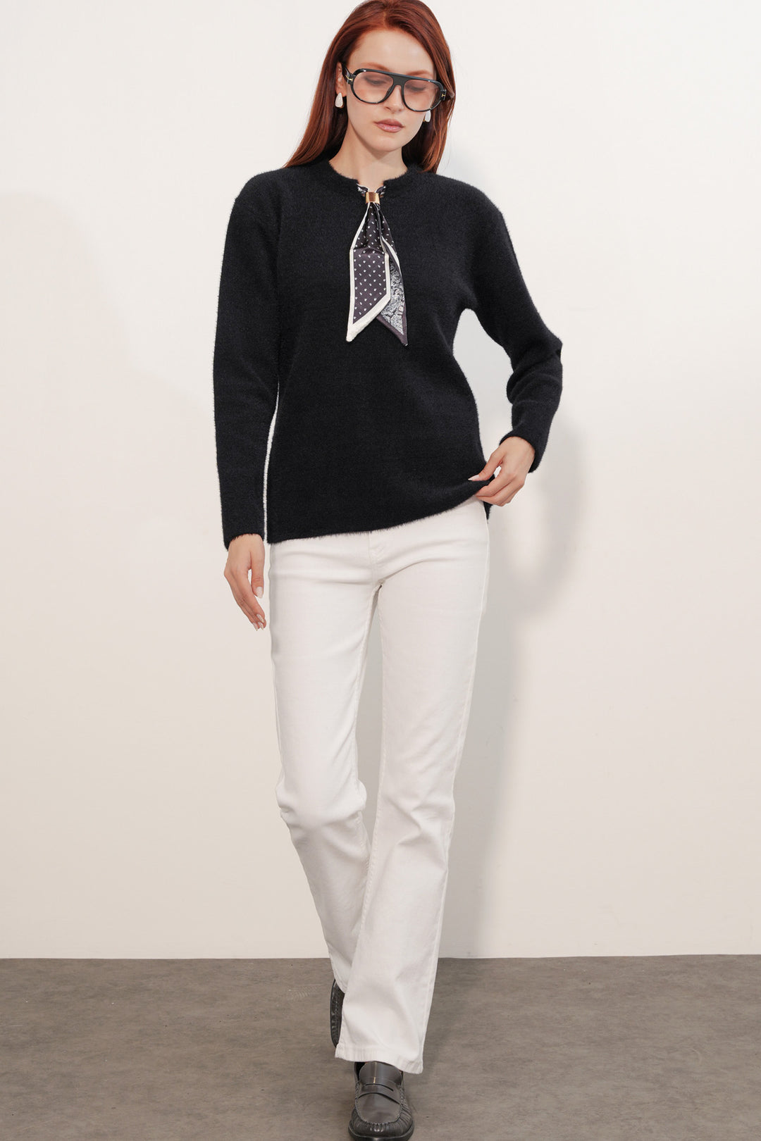 BGD Women Kadın Fular Detaylı Oversize Kazak 15971 - Siyah - Orangetown