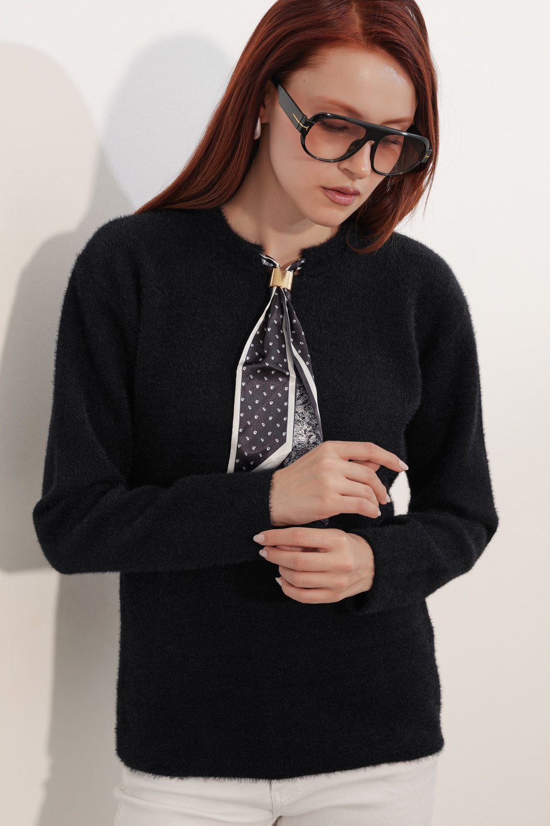 BGD Women Kadın Fular Detaylı Oversize Kazak 15971 - Siyah - Orangetown