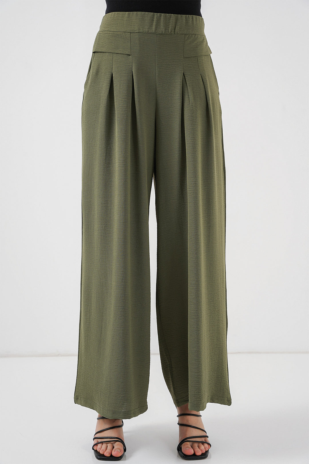BGD Women Women's Wide Leg Pleated Pants 6718 - Khaki - Calimaya