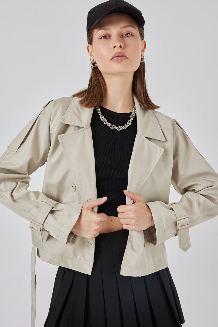 BGD Women Women's Belted Short Trench Coat 5970 - Stone - Köniz