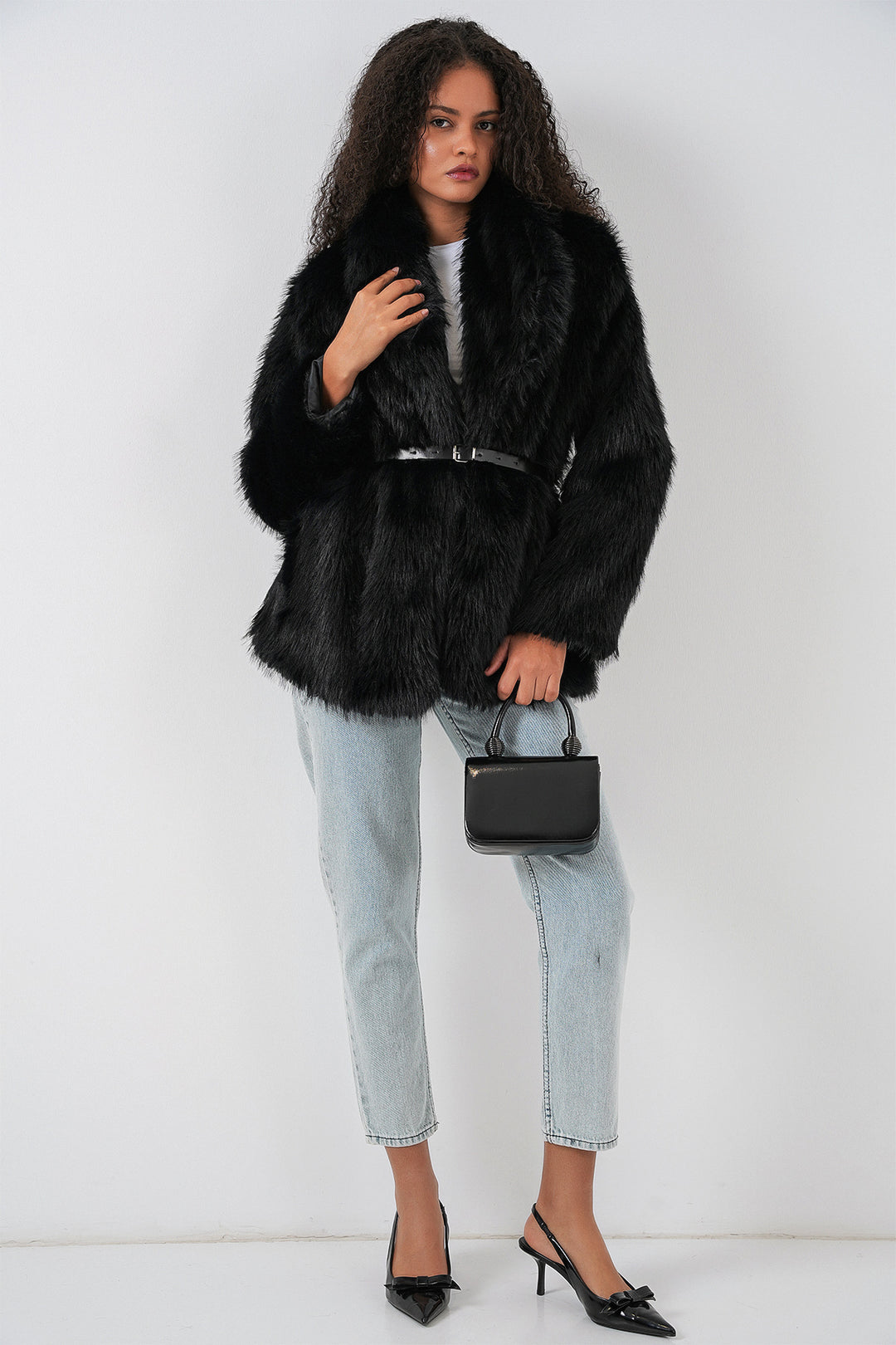 BGD Women Kadın Kemerli Oversize Kürklü Kaban 9156 - Siyah - Huatusco