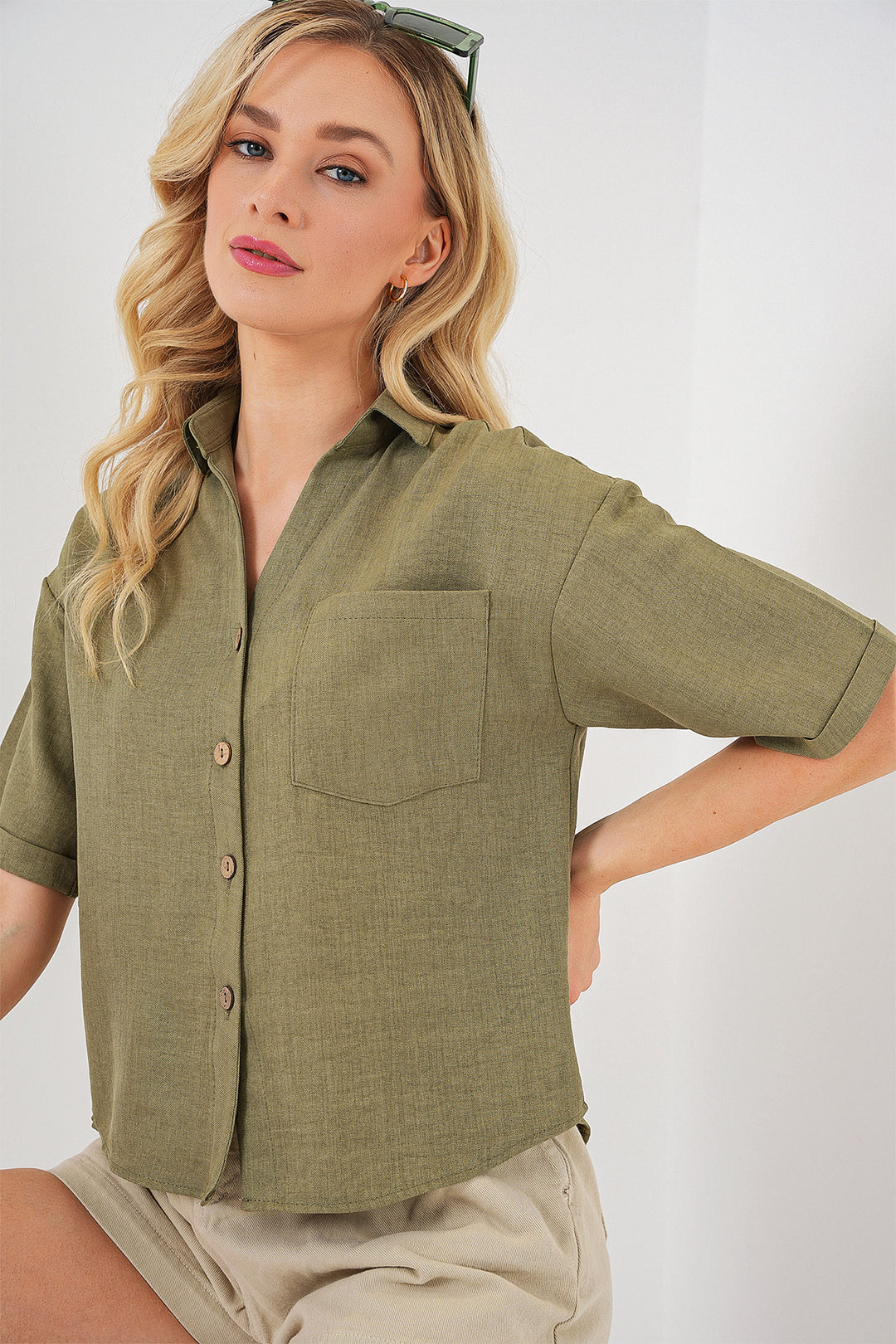 BGD Women Women's Linen-Look Crop Shirt 20339 - Chartreuse - Carmen